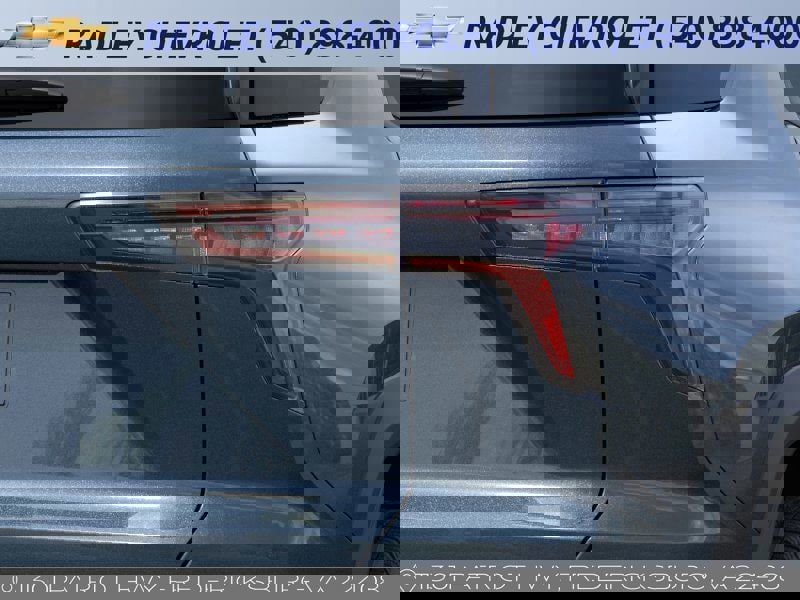 New 2026 Chevrolet Equinox LT w/ LPO, Floor Liner Package image 11