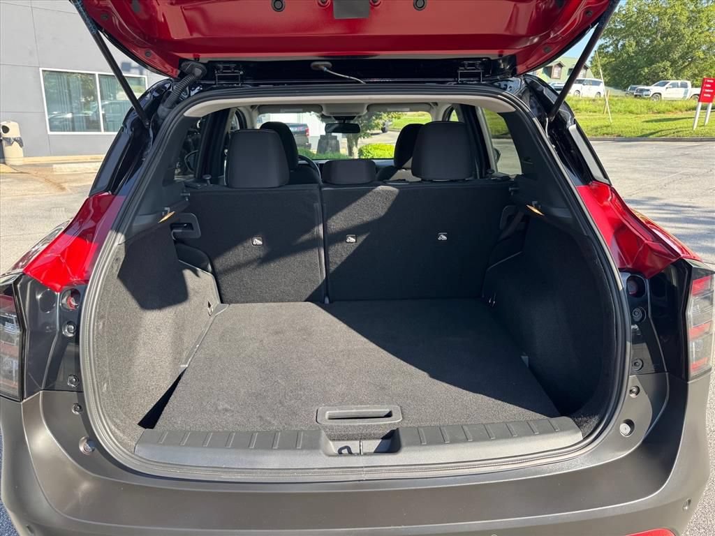 Certified 2025 Nissan Kicks SV FWD image 10
