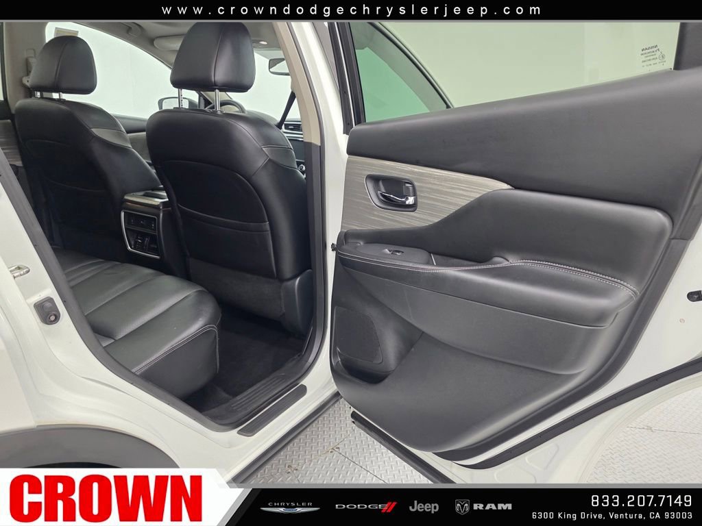Used 2017 Nissan Murano Platinum w/ Platinum Technology Package image 15