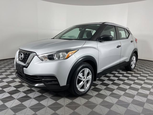 Used 2020 Nissan Kicks S w/ Interior Electronics Package image 5