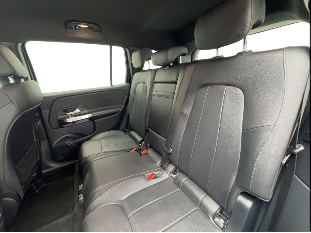 Used 2024 Mercedes-Benz GLB 250 image 24