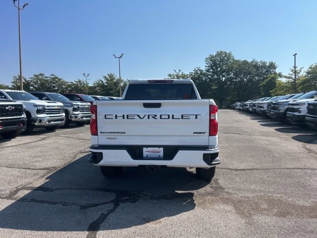 New 2026 Chevrolet Silverado 1500 RST w/ LPO, Dark Essentials Package AWD/4WD image 4