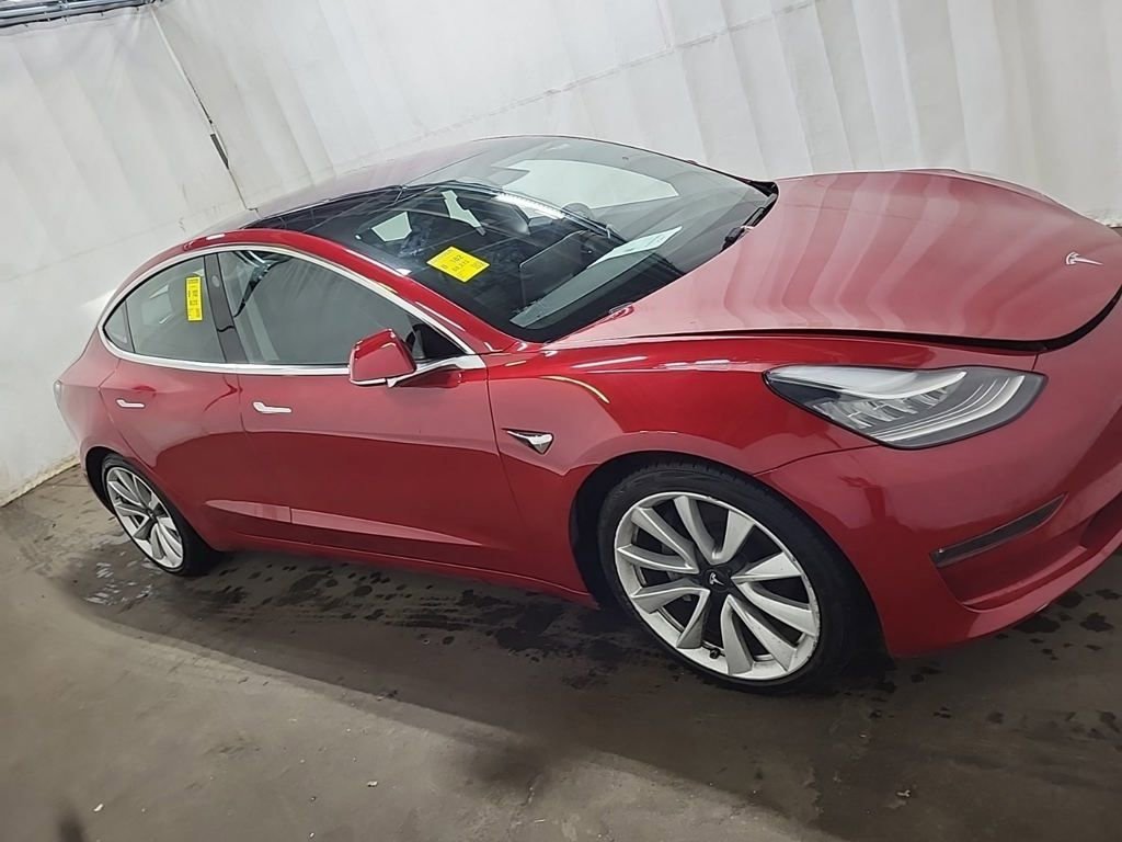 Used 2018 Tesla Model 3 Long Range image 3