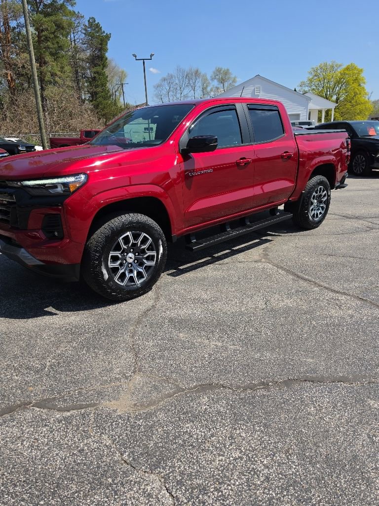 Certified 2023 Chevrolet Colorado Z71 w/ Advanced Trailering Package AWD/4WD image 3