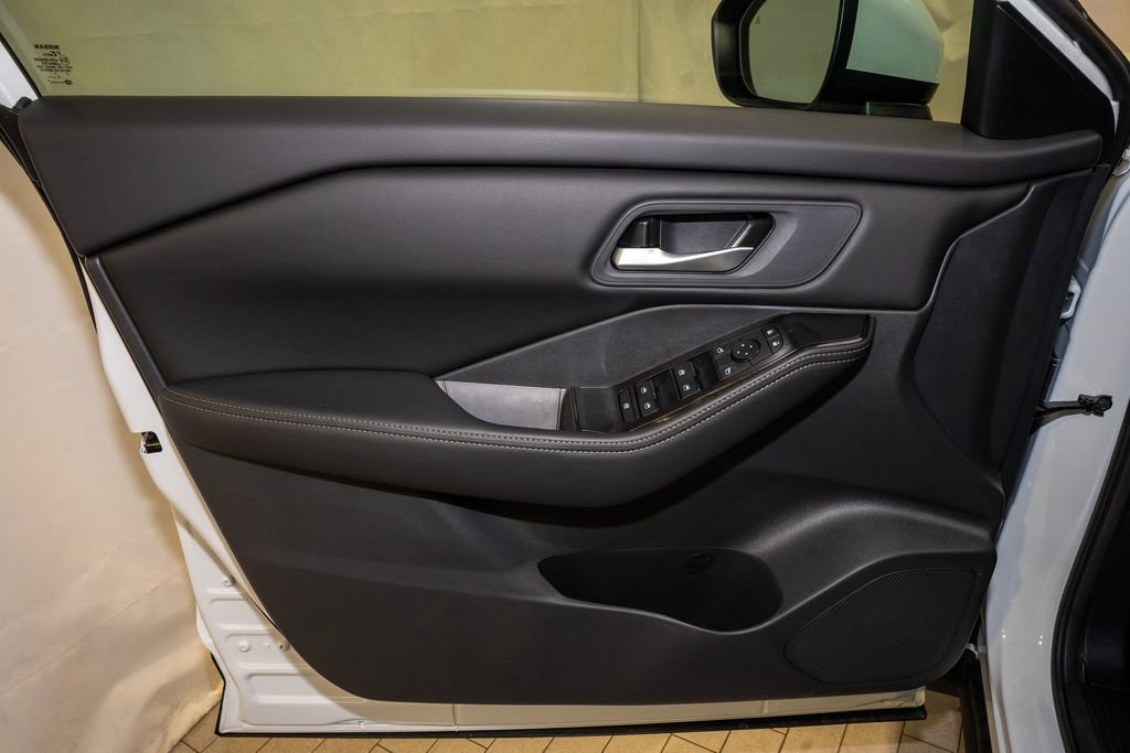 New 2026 Nissan Rogue SV image 16