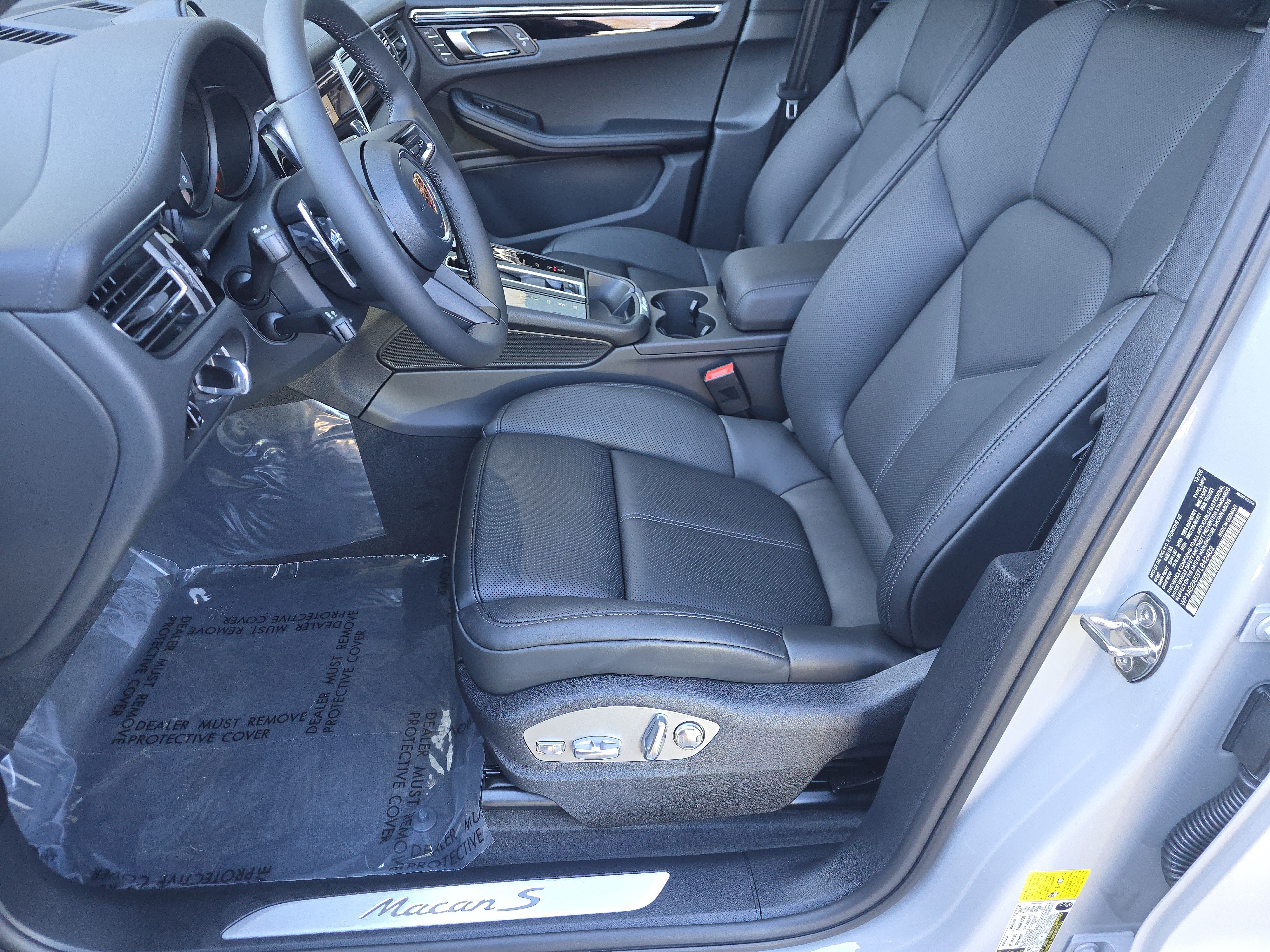 New 2026 Porsche Macan S AWD/4WD image 5