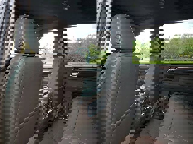 New 2026 GMC Sierra 2500 Denali w/ Denali Reserve Package image 11