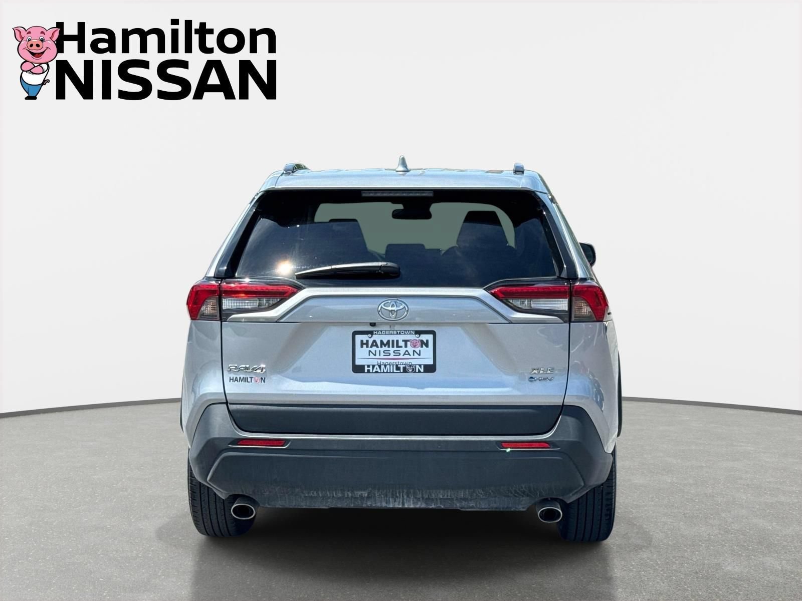 Used 2025 Toyota RAV4 XLE AWD/4WD image 3