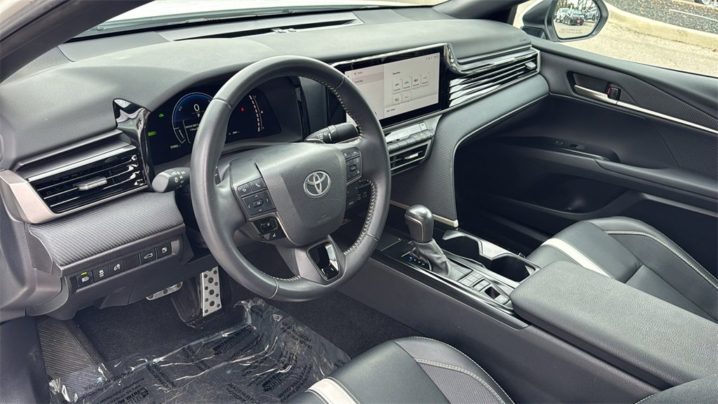 Certified 2025 Toyota Camry SE image 15
