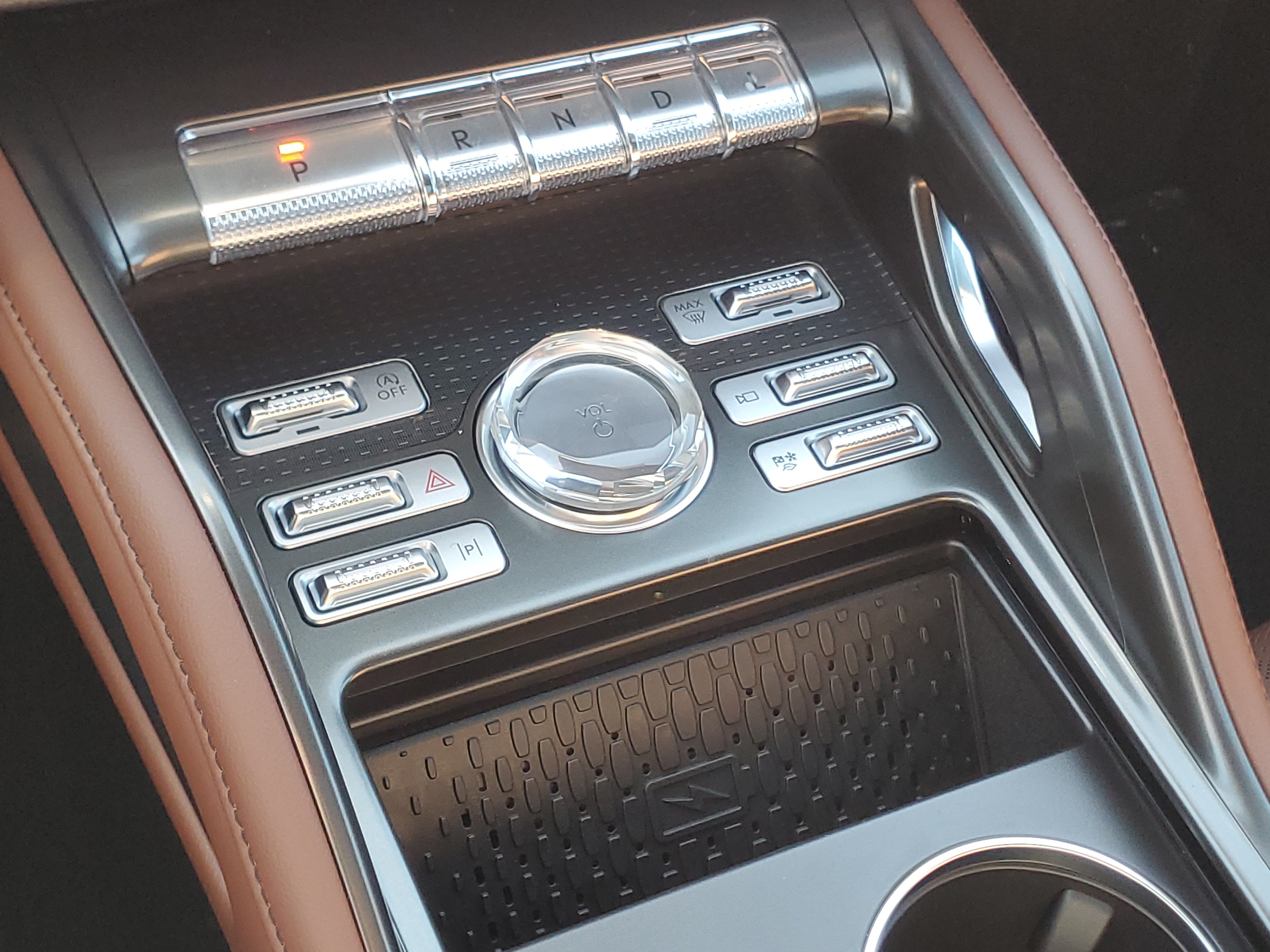 New 2026 Lincoln Nautilus Reserve AWD/4WD image 26