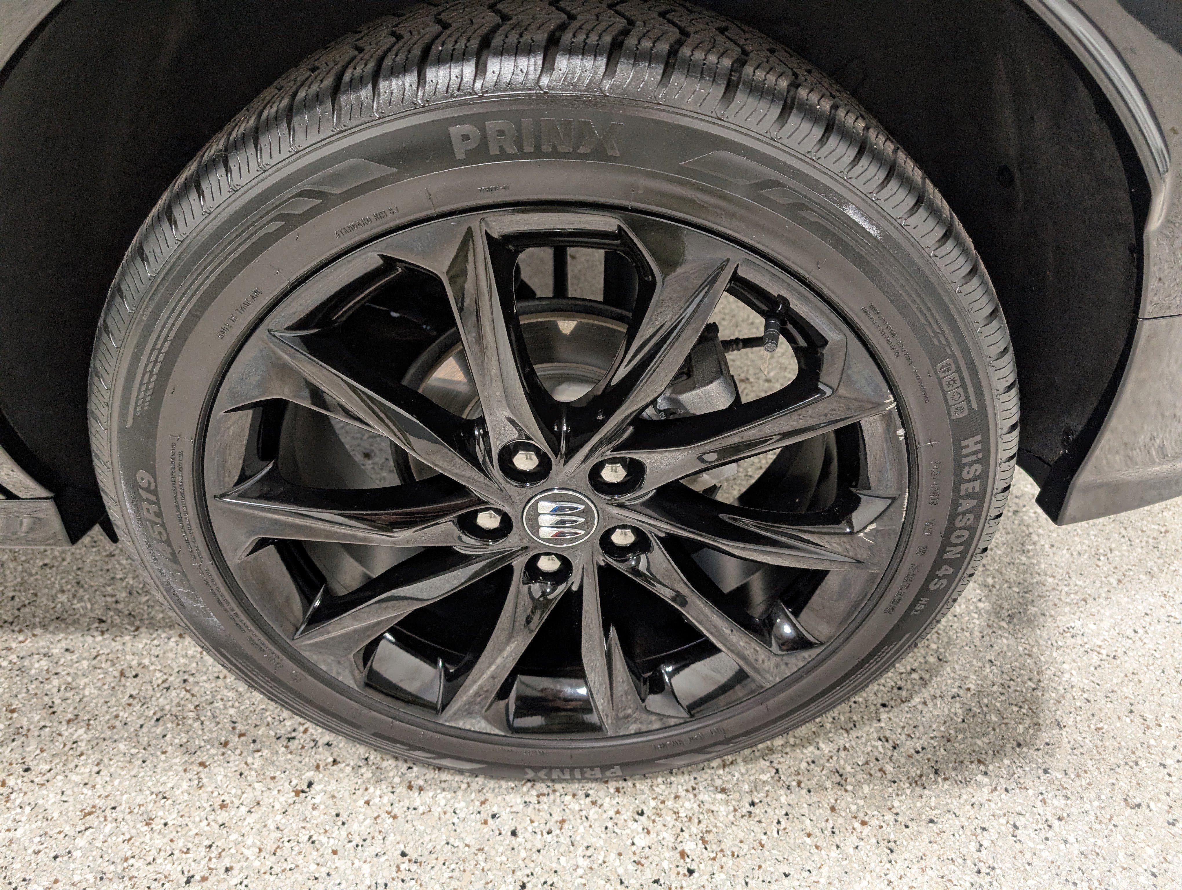 Used 2024 Buick Encore GX Sport Touring w/ Experience Buick Package image 9