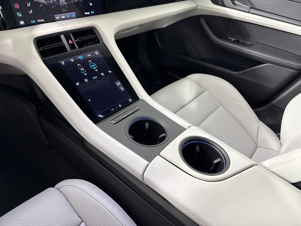 Certified 2023 Porsche Taycan 4S AWD/4WD image 32