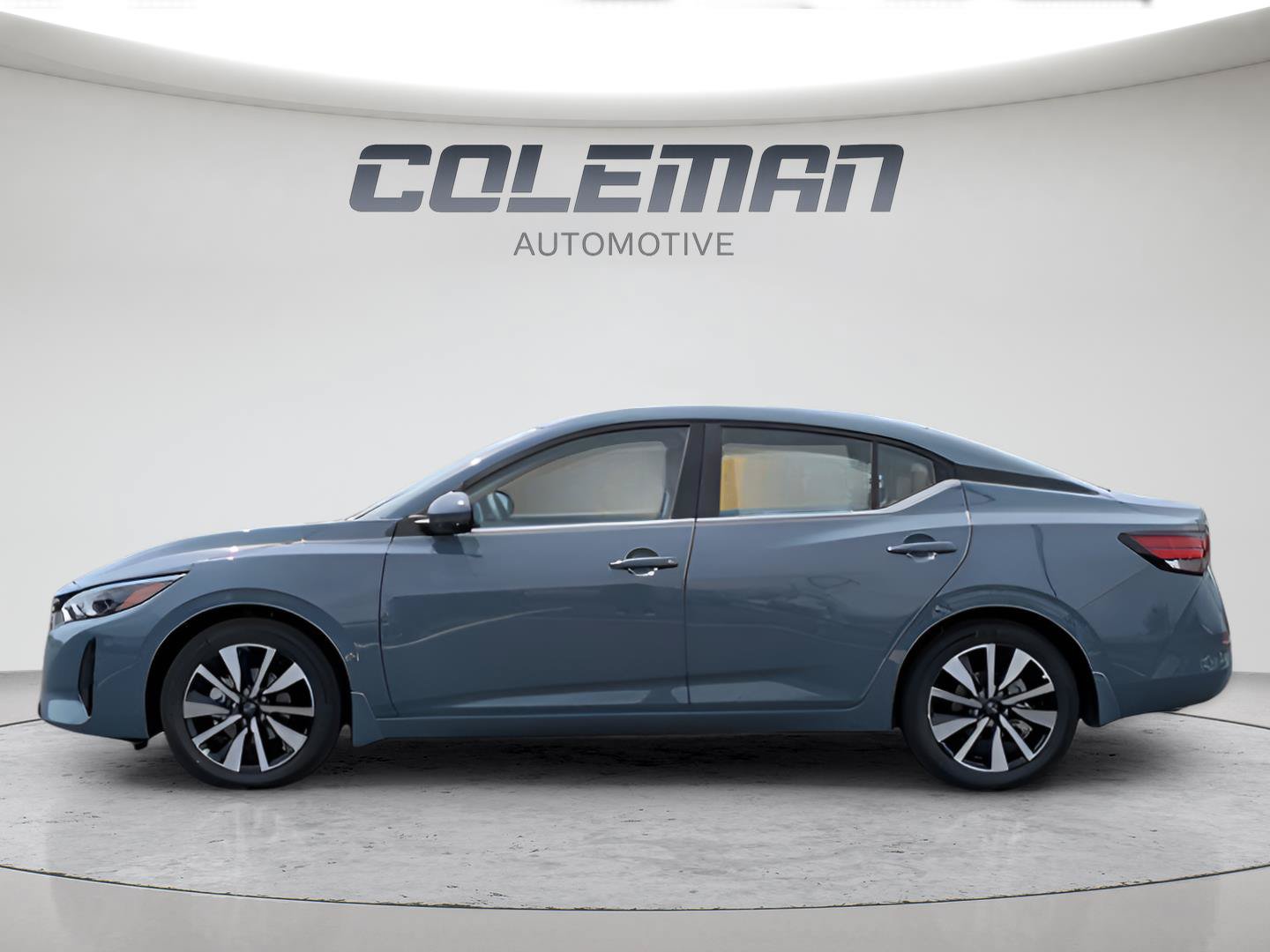 Used 2025 Nissan Sentra SV w/ SV Premium Package FWD image 6