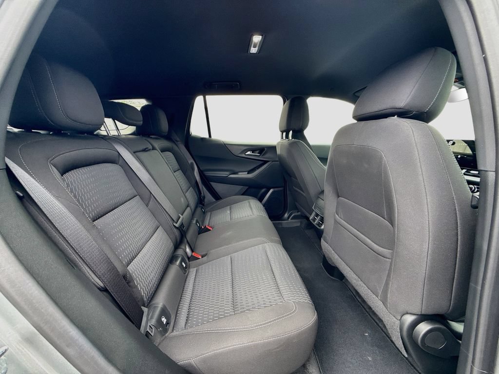 Used 2025 Chevrolet Equinox LT AWD/4WD image 27