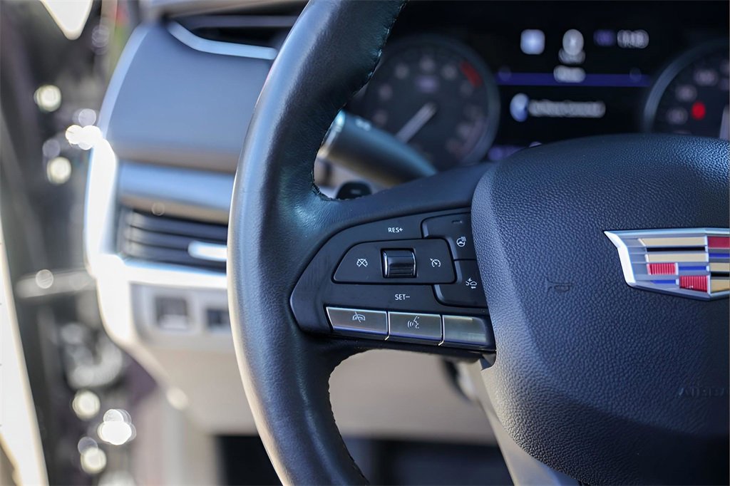 Certified 2022 Cadillac XT4 Premium Luxury w/ Technology Package image 13