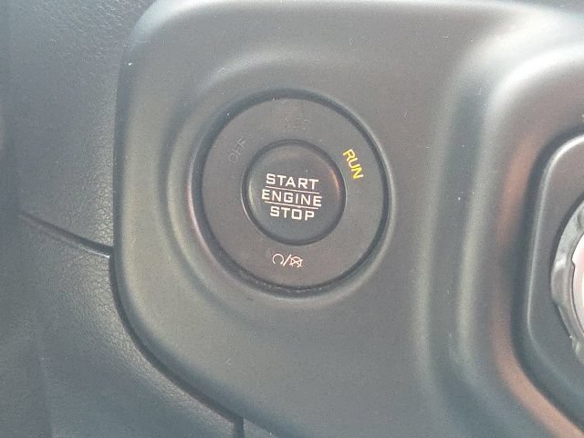 Used 2018 Jeep Wrangler Unlimited Sport S AWD/4WD image 37