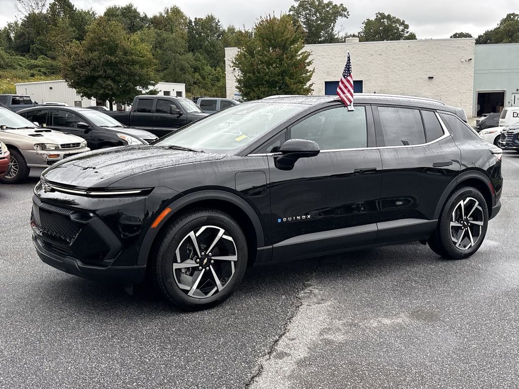 New 2026 Chevrolet Equinox EV LT image 5