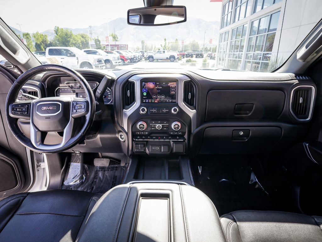 Used 2019 GMC Sierra 1500 SLT w/ SLT Premium Plus Package AWD/4WD image 17