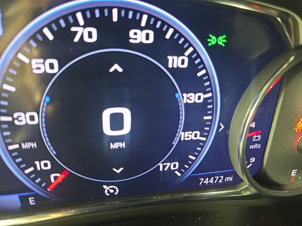 Used 2023 Chevrolet Blazer Premier image 18