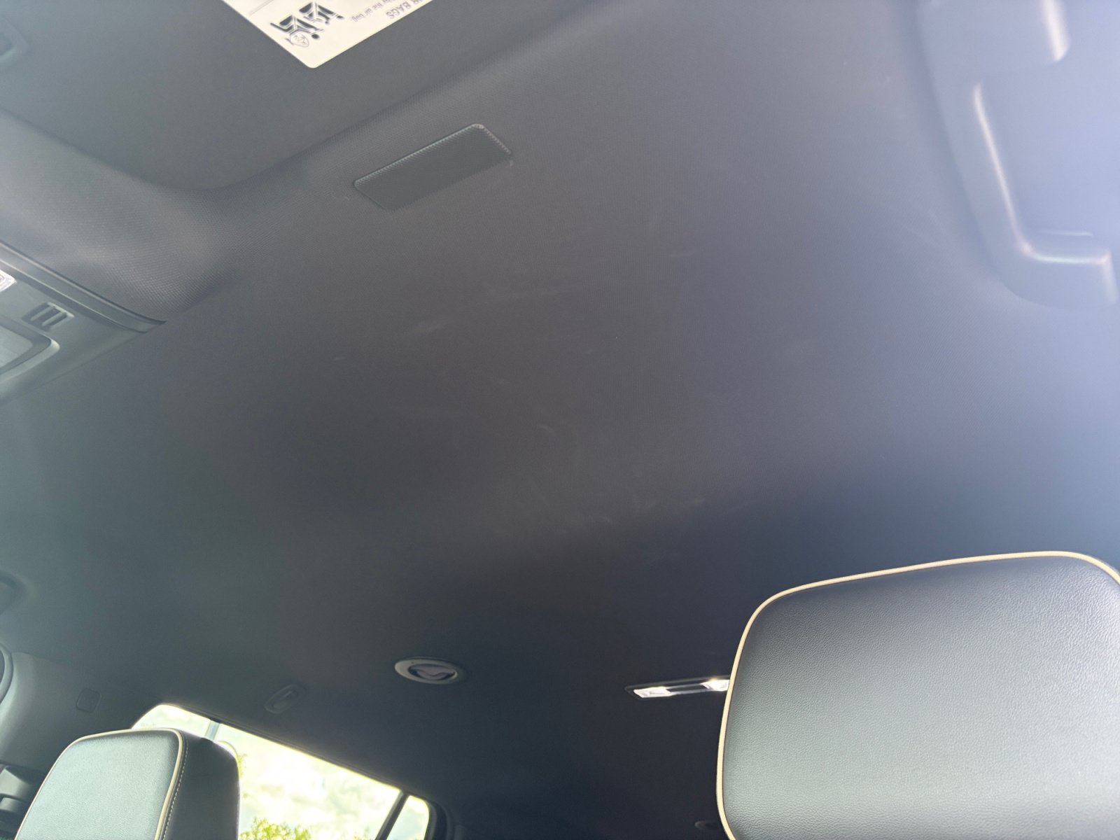 Used 2025 GMC Yukon Elevation AWD/4WD image 33