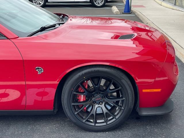 Used 2016 Dodge Challenger SRT Hellcat image 23