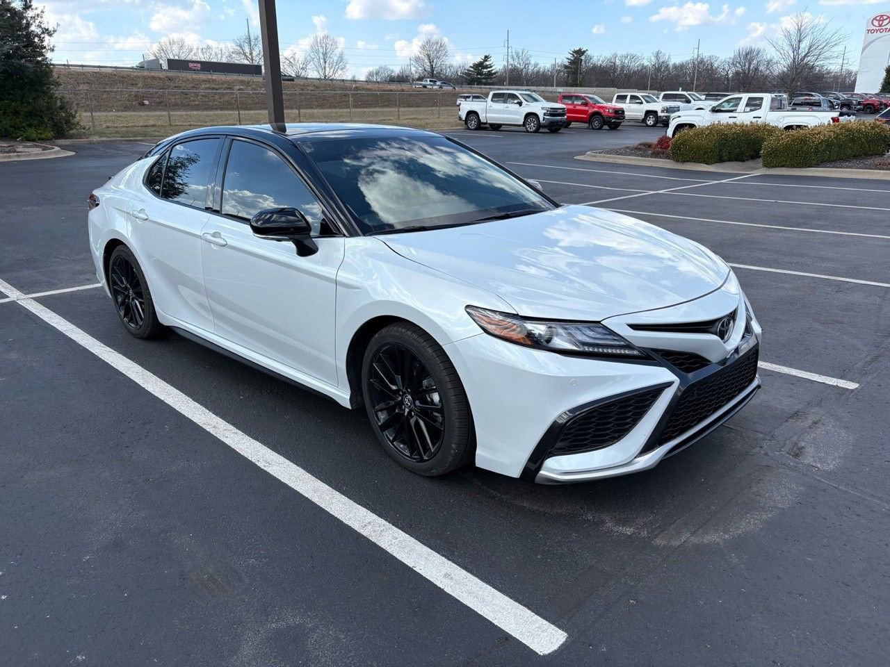 Used 2024 Toyota Camry XSE w/ Navigation Package image 3