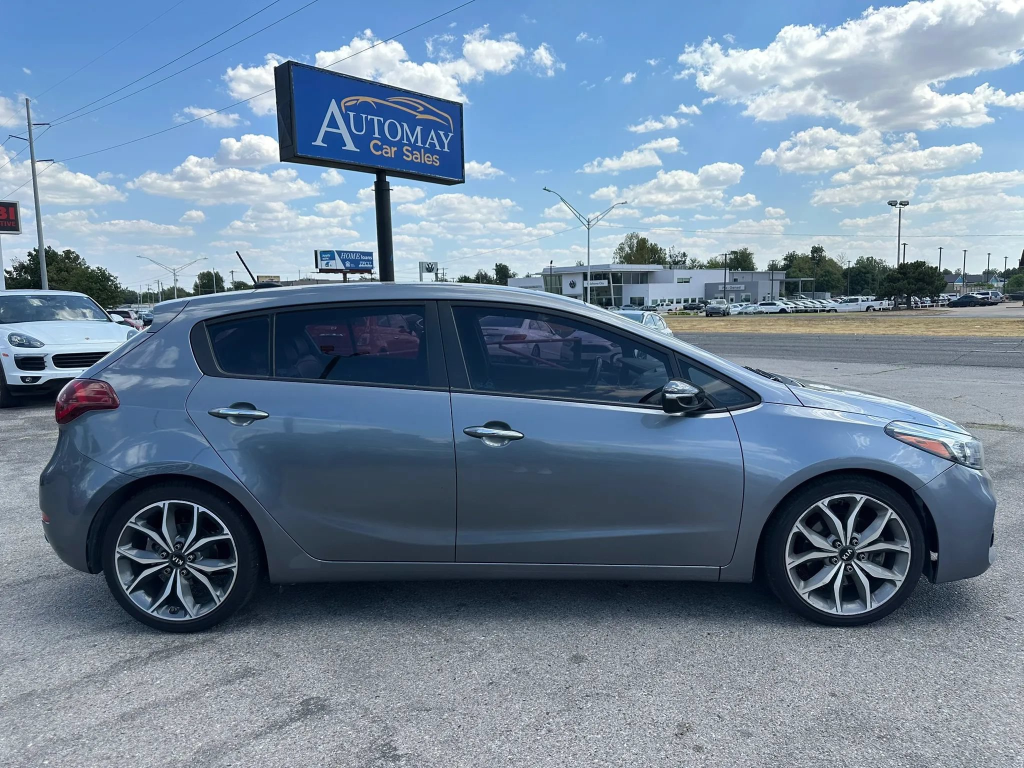 Used 2017 Kia Forte SX w/ SX Premium Tech Package FWD image 30