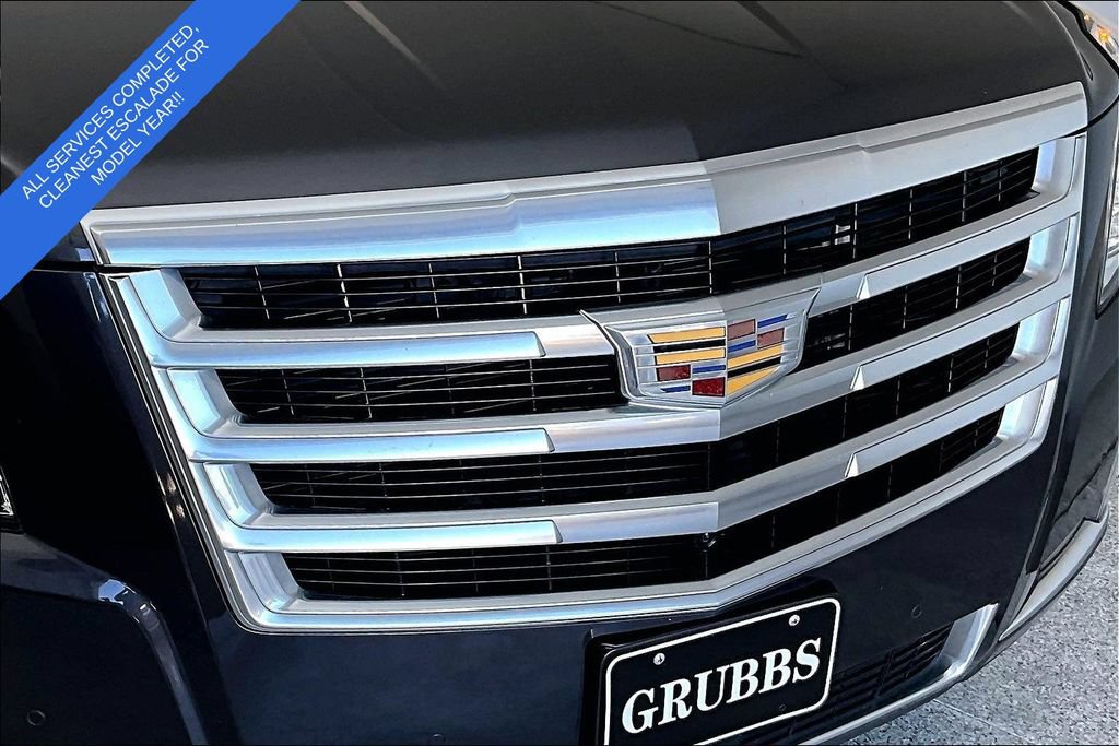 Used 2017 Cadillac Escalade Premium Luxury AWD/4WD image 38