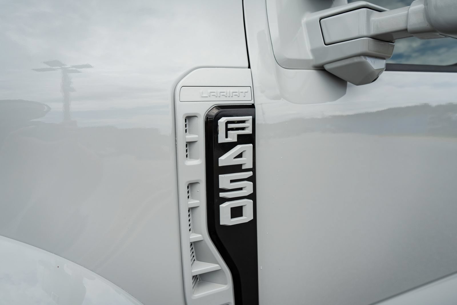 Used 2026 Ford F450 Lariat AWD/4WD image 13