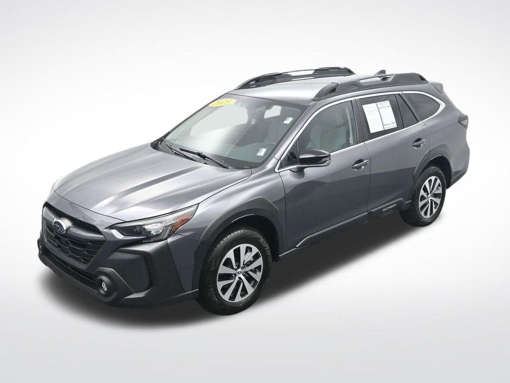 Used 2025 Subaru Outback Premium AWD/4WD image 23
