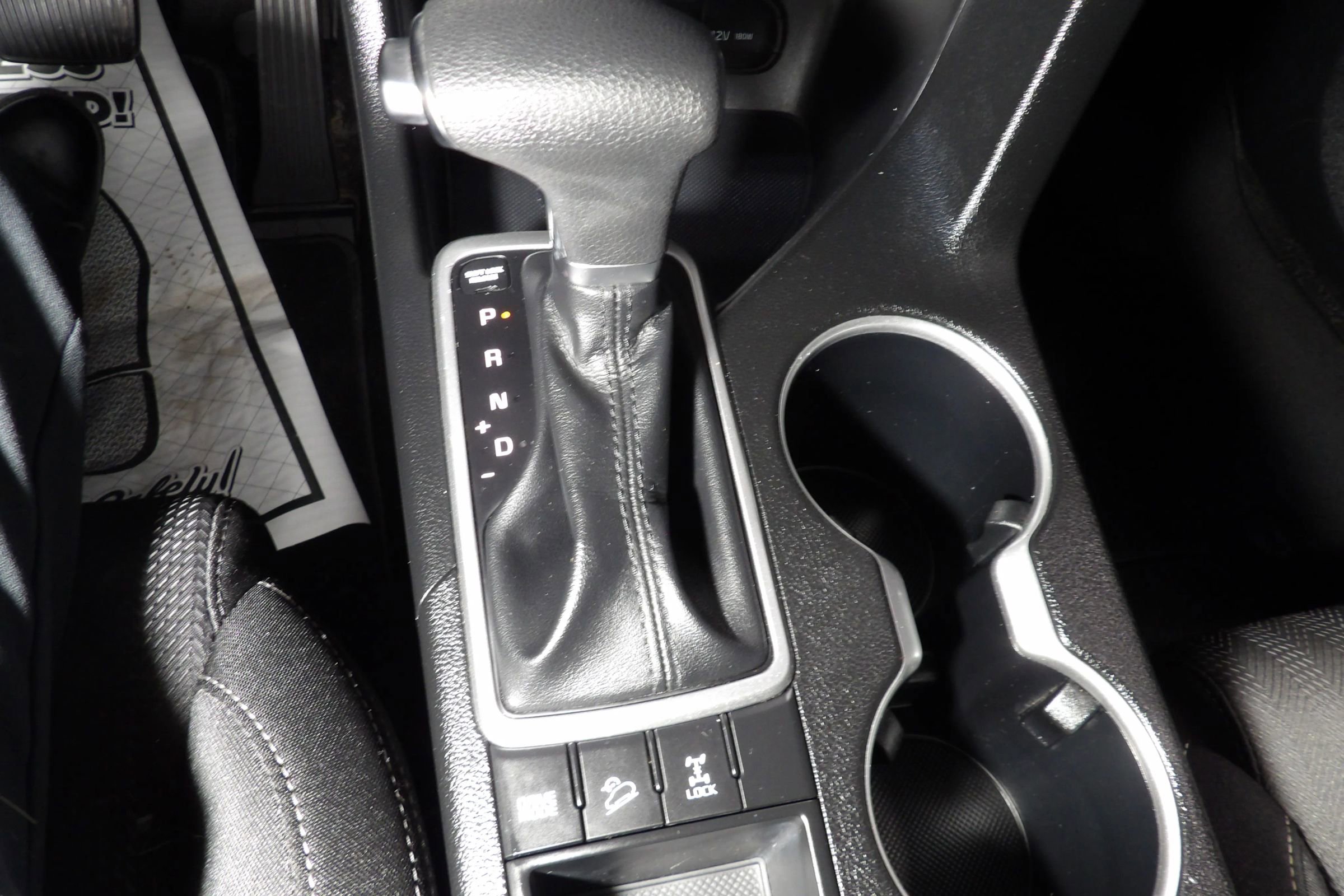 Used 2021 Kia Sportage LX AWD/4WD image 14