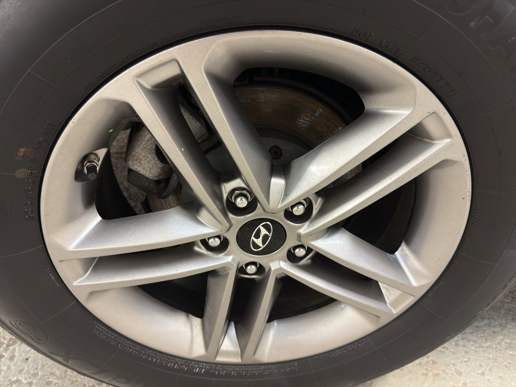 Used 2018 Hyundai Santa Fe Sport w/ 2.4L Value Package 02 AWD/4WD image 34