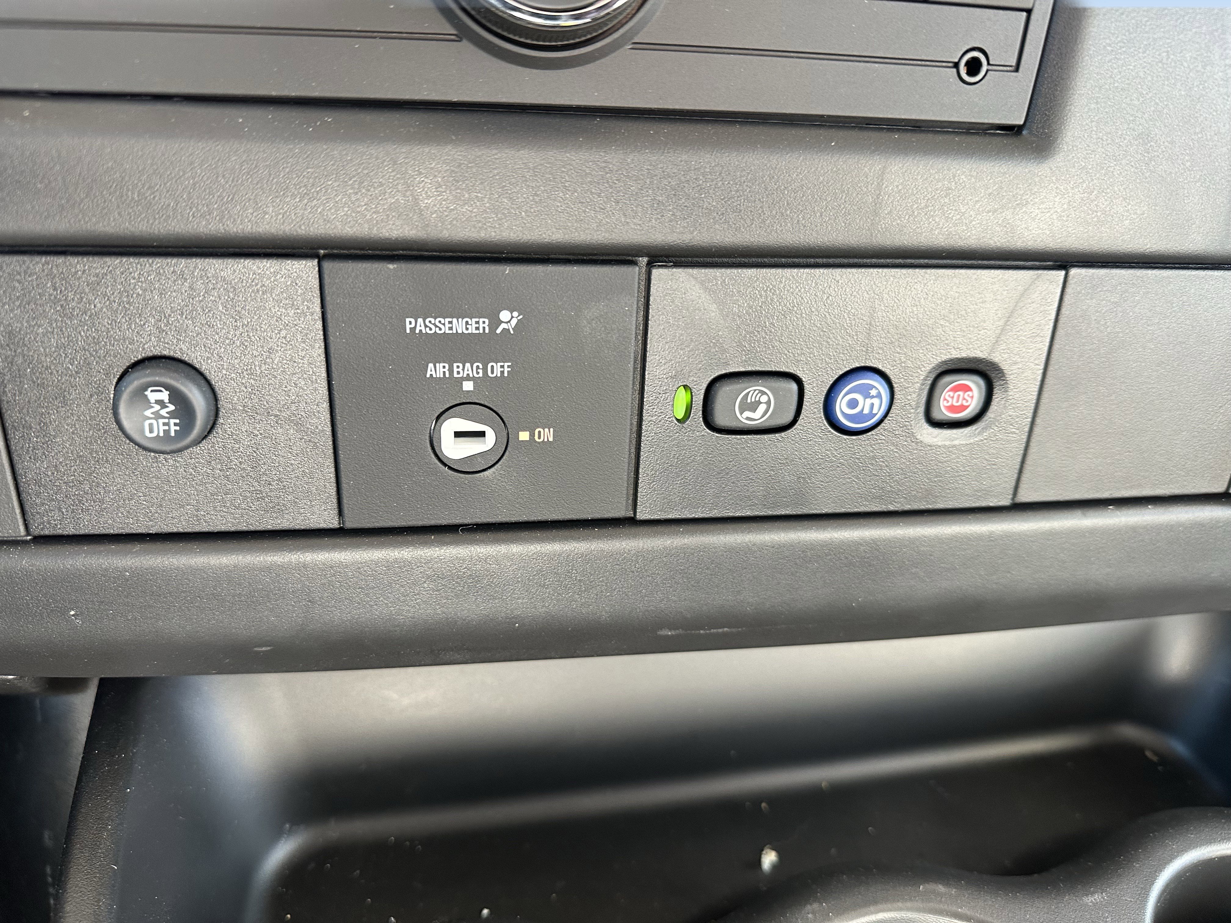 New 2025 Chevrolet Express 4500 w/ Power Convenience Package RWD image 16