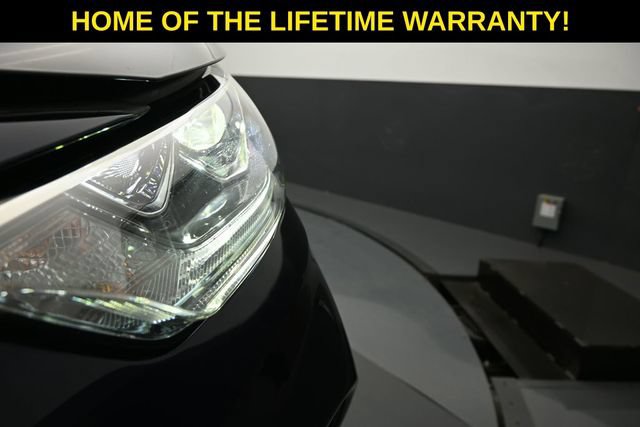 Used 2025 Toyota Highlander Platinum AWD/4WD image 47