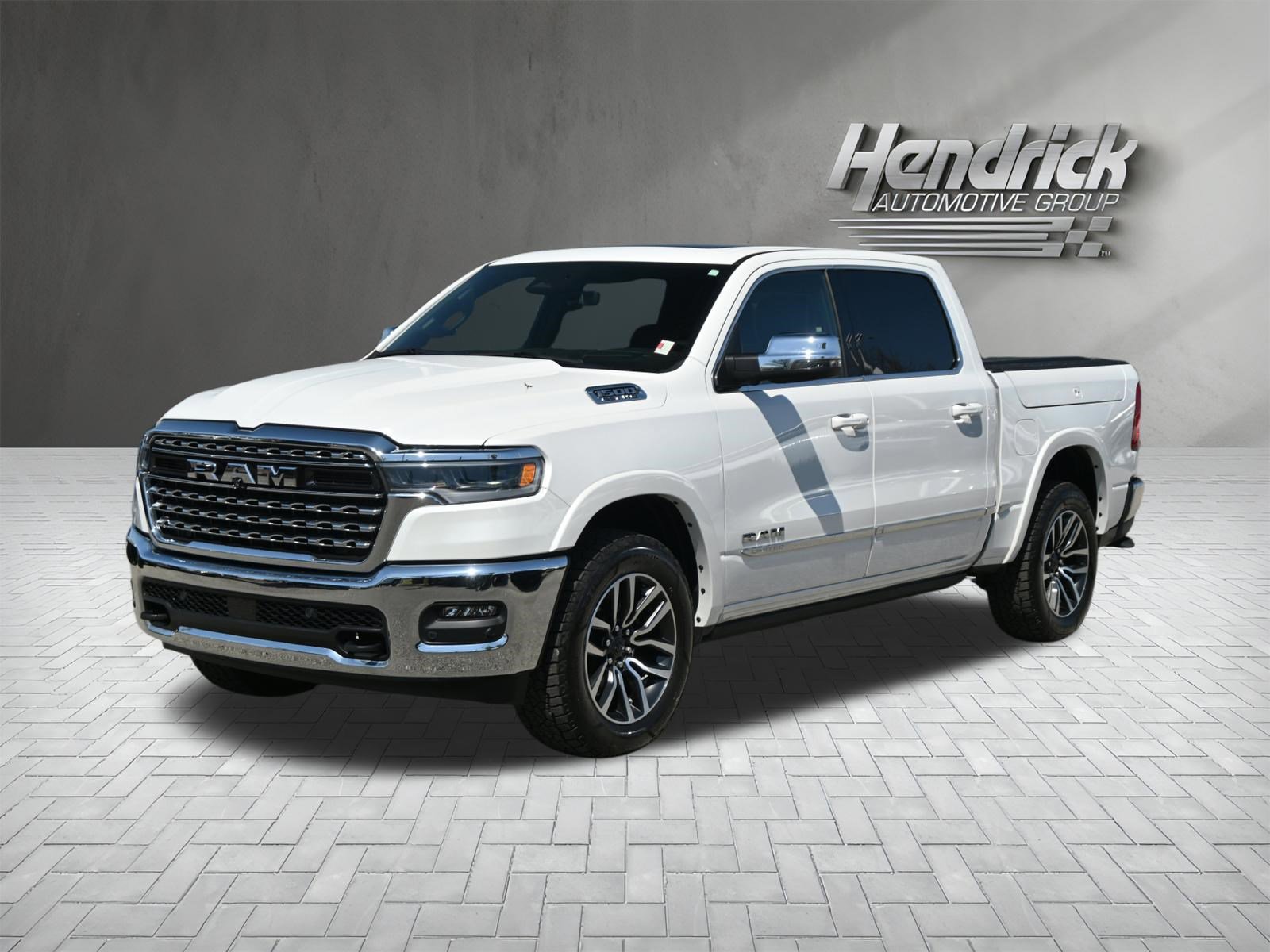 Used 2025 RAM 1500 Limited AWD/4WD image 5