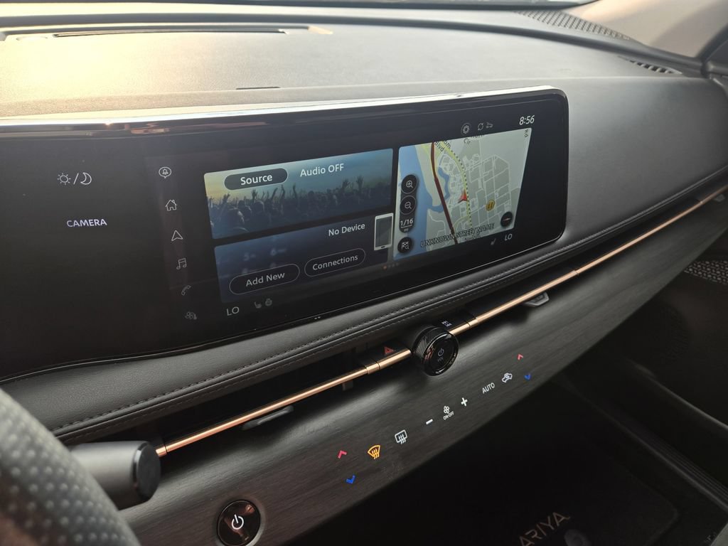 Certified 2024 Nissan Ariya FWD image 15