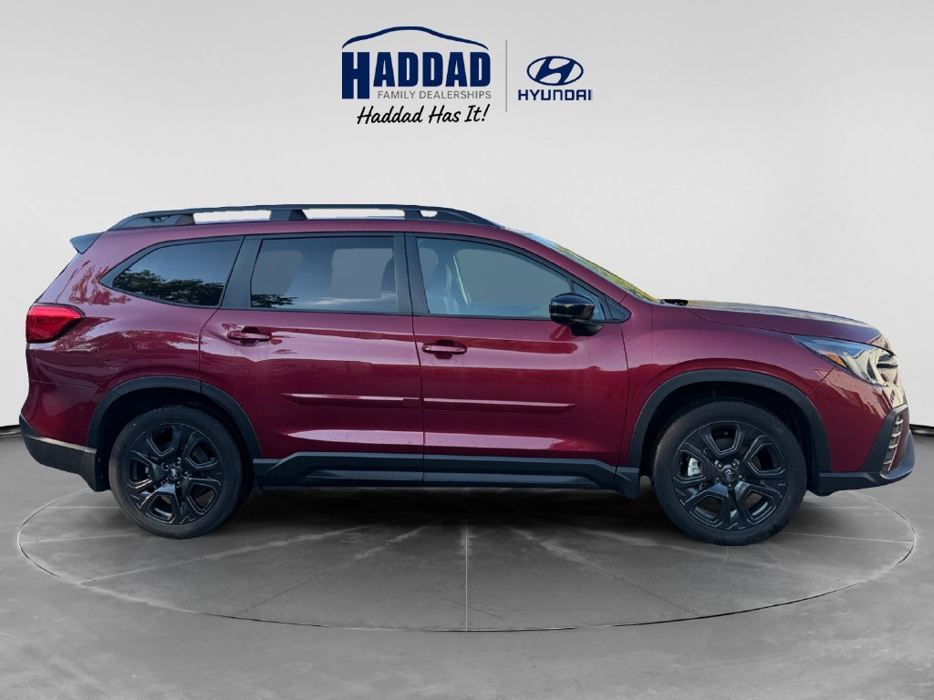 Used 2025 Subaru Ascent Bronze Edition AWD/4WD image 4