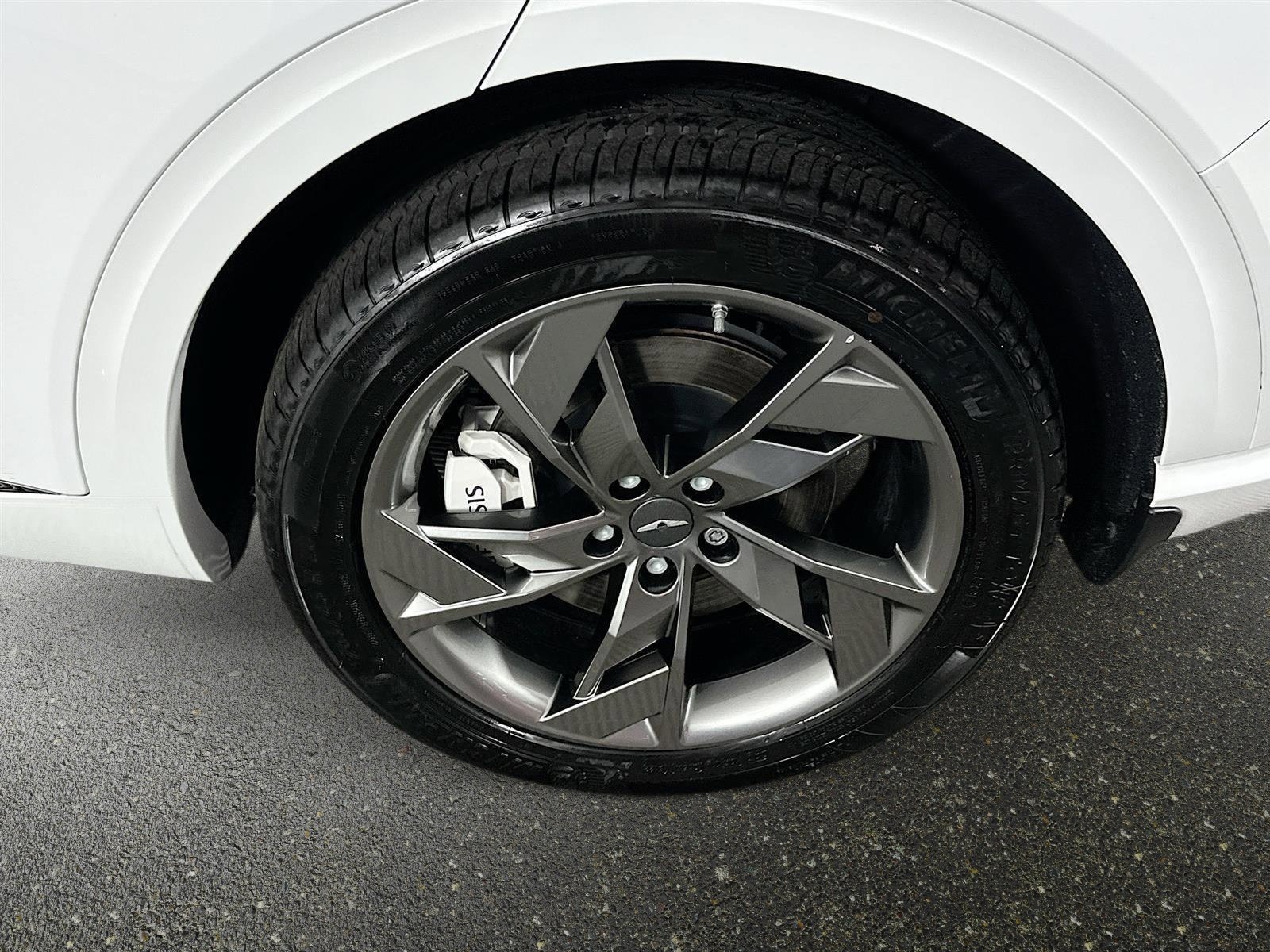 New 2025 Genesis Electrified GV70 Advanced w/ Prestige Package image 29