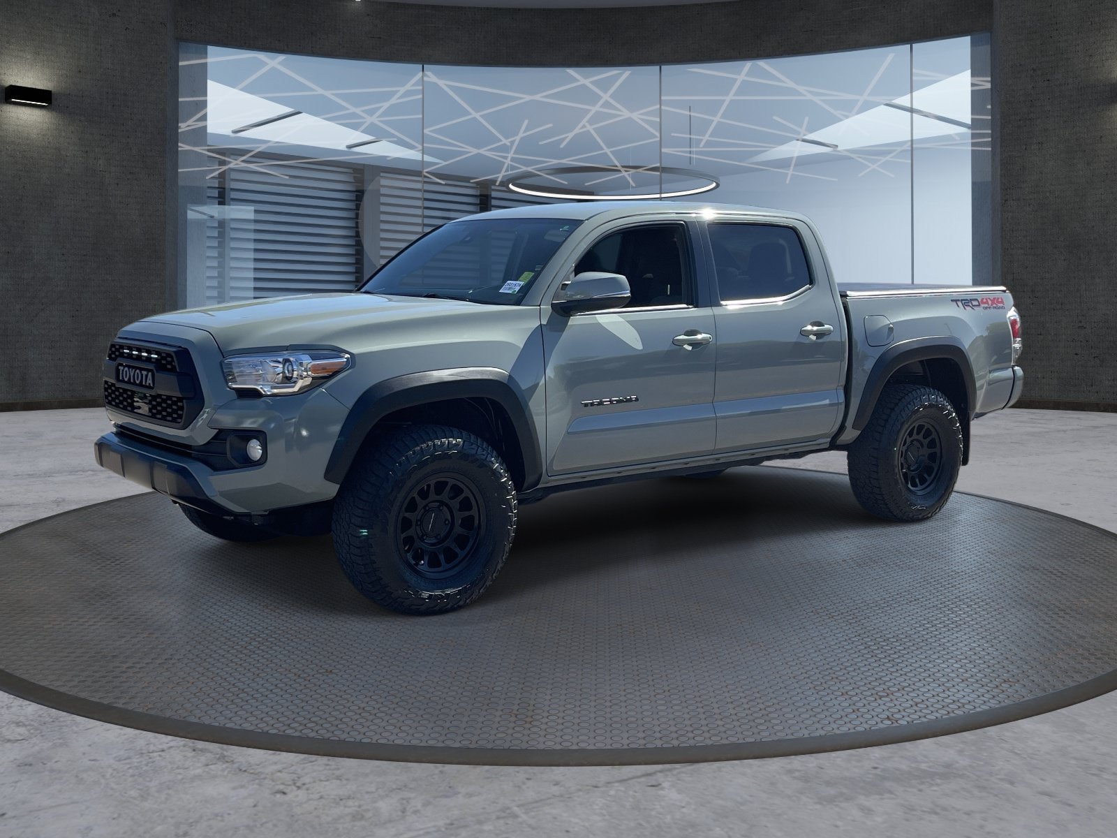 Used 2023 Toyota Tacoma TRD Off-Road w/ Technology Package AWD/4WD image 2