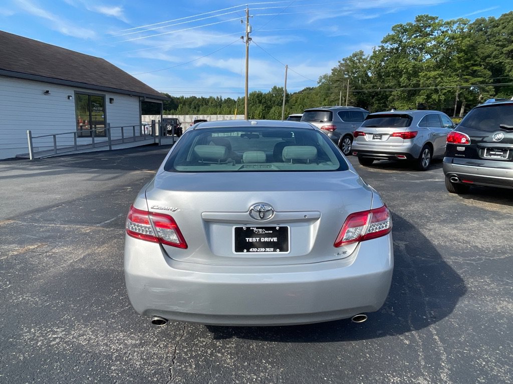 Used 2011 Toyota Camry LE w/ LE Extra-Value Pkg FWD image 5