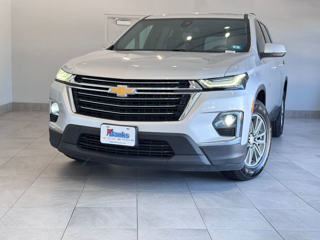 Certified 2022 Chevrolet Traverse LT w/ LPO, Floor Liner Package image 3