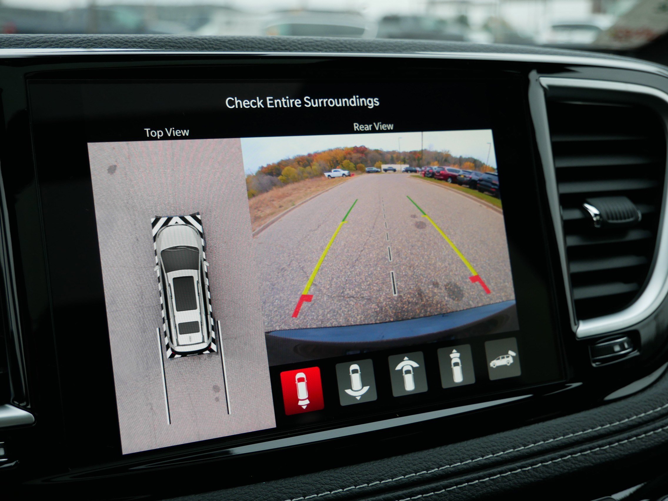 New 2026 Chrysler Pacifica Limited w/ S Appearance Package image 21