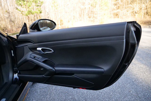 Used 2018 Porsche 718 Boxster S image 36