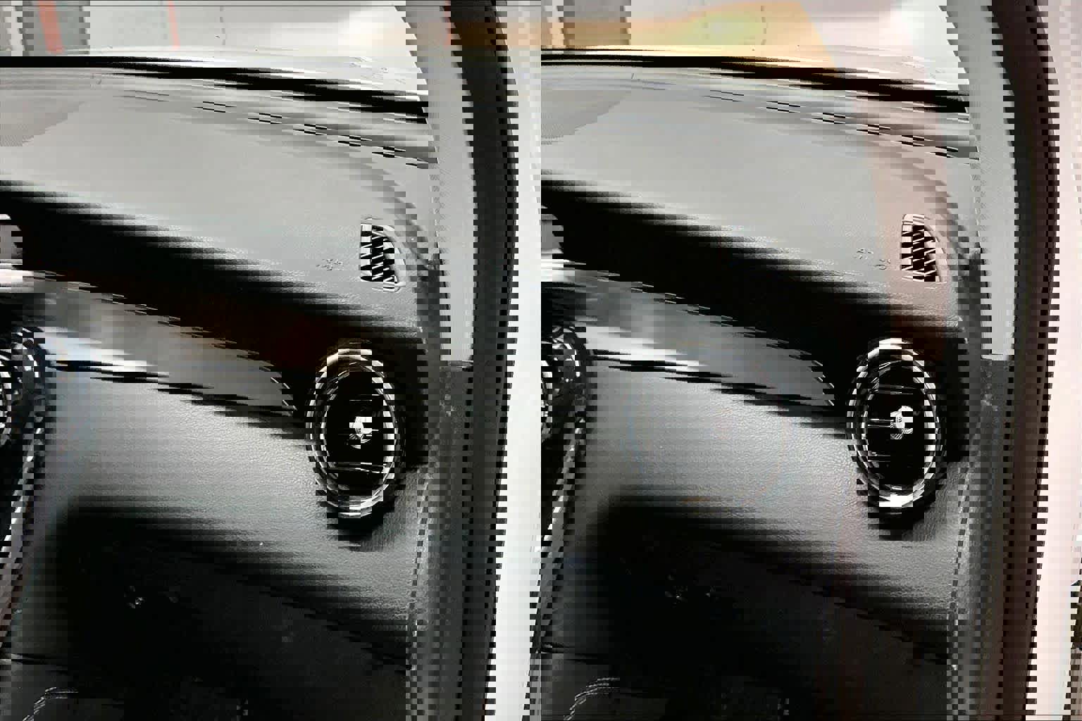 Used 2017 Mercedes-Benz GLC 300 4MATIC image 15