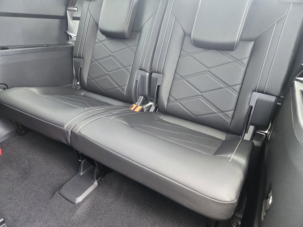 New 2026 Volkswagen Atlas SE image 23