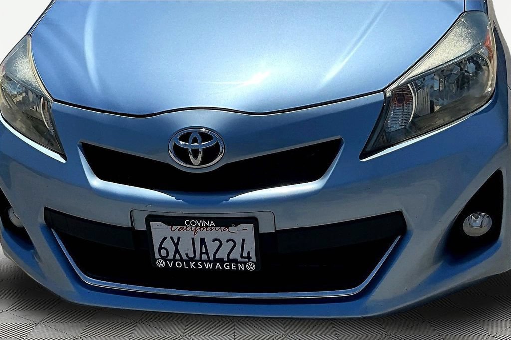 Used 2012 Toyota Yaris SE FWD image 30