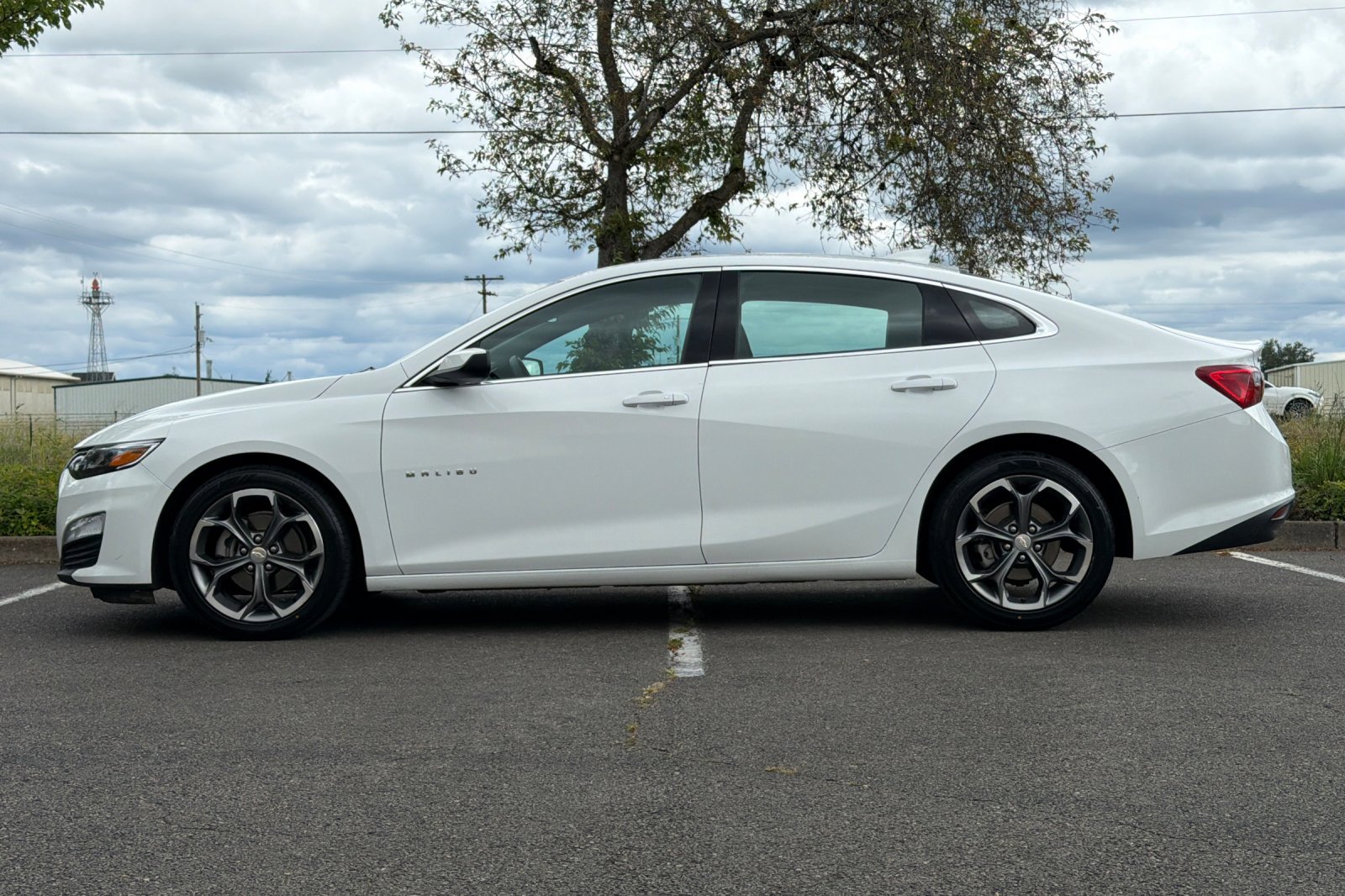 Used 2024 Chevrolet Malibu LT FWD image 7