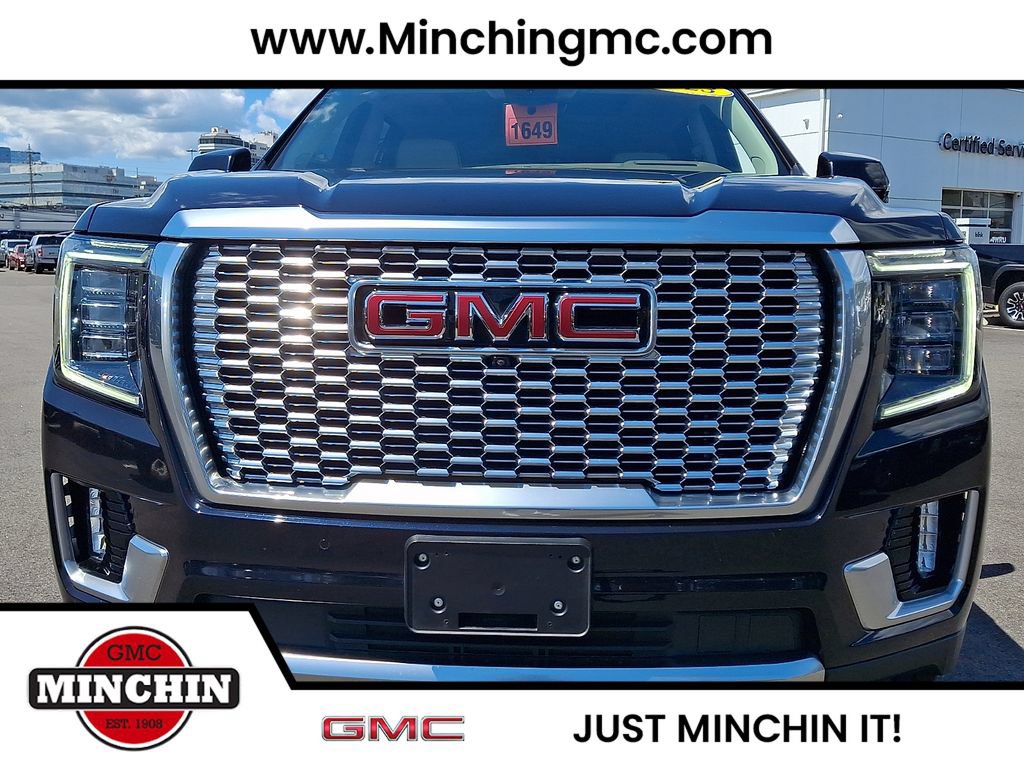Used 2023 GMC Yukon Denali w/ Advanced Technology Package AWD/4WD image 2