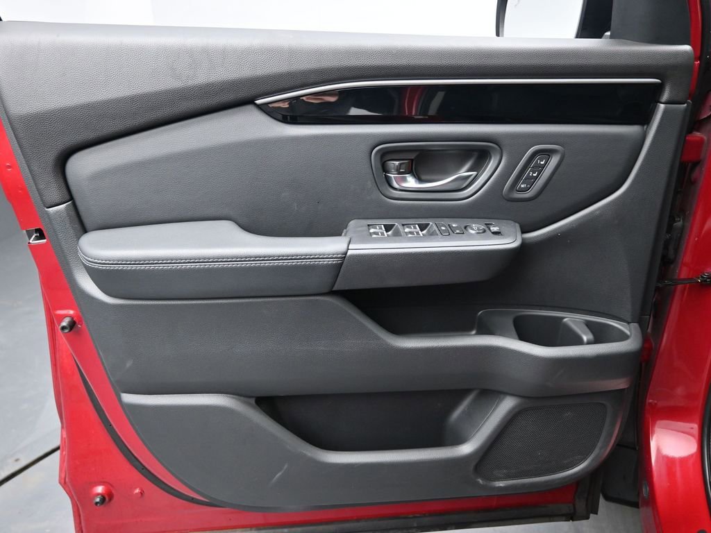 Used 2024 Honda Pilot Touring image 26