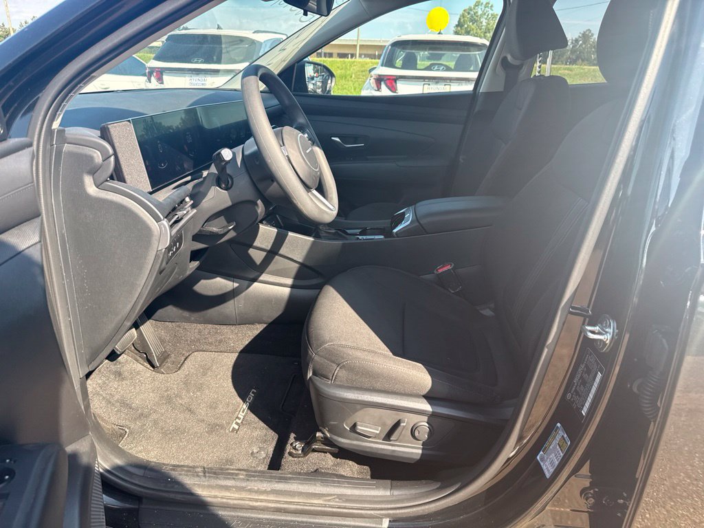 New 2026 Hyundai Tucson SEL FWD image 16